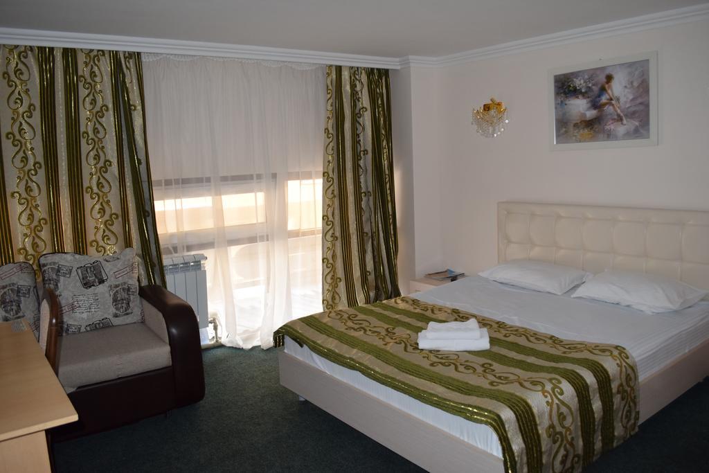 Bayterek Hotel Astana Cameră foto